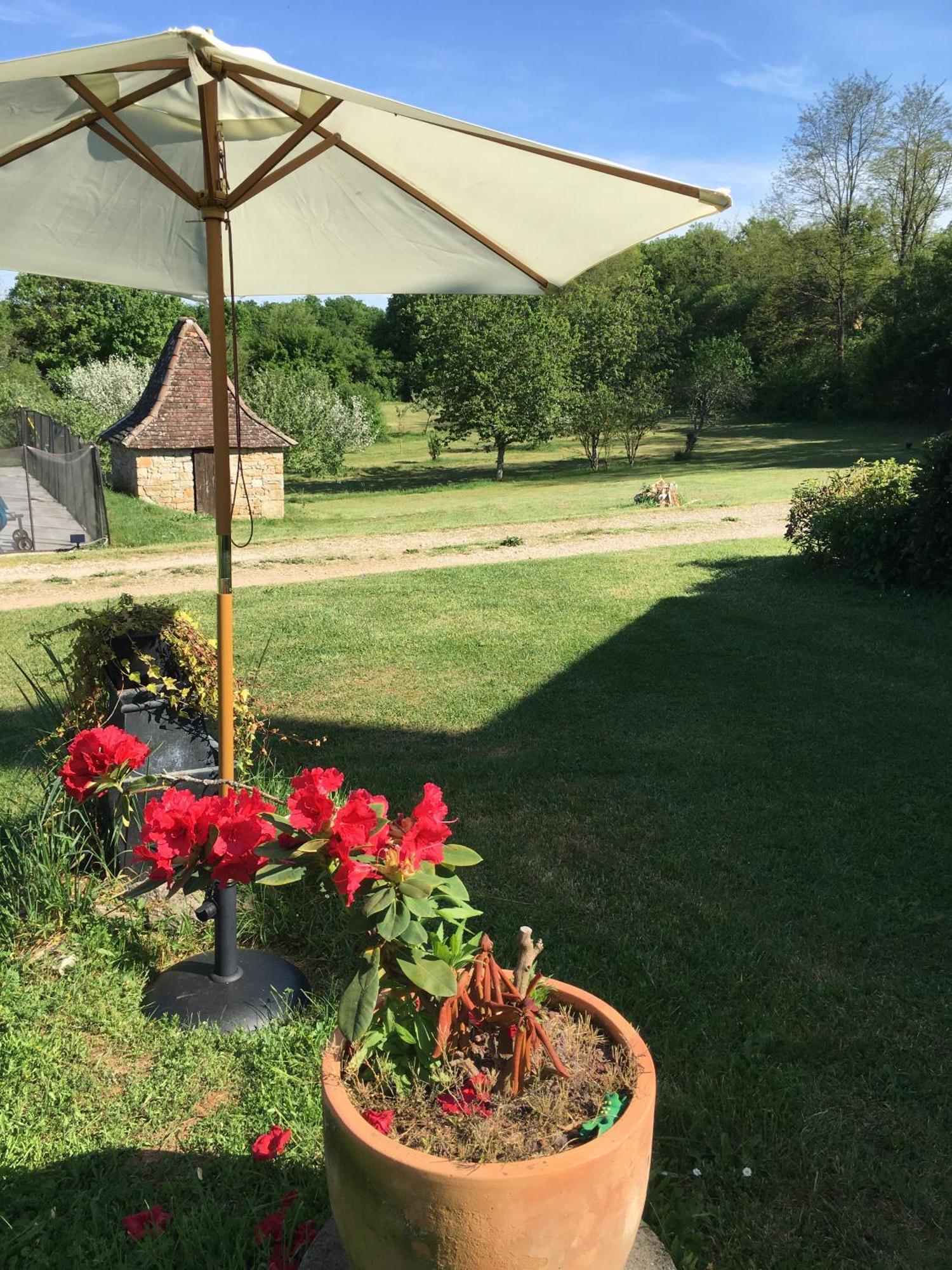 Bed and Breakfast Le Domaine Du Gravier Gramat Exterior foto